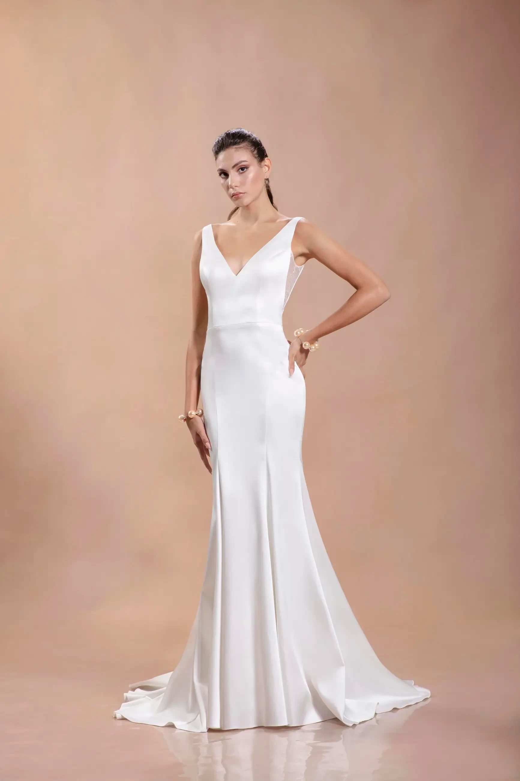 The 2026 Evolution of the Trumpet Silhouette: Modern Twists for San Diego Brides. Desktop Image