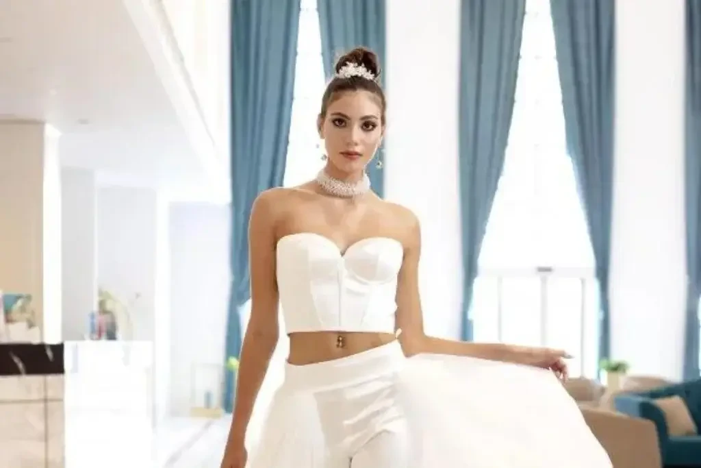 Escondido Wedding Gowns and Dresses Image