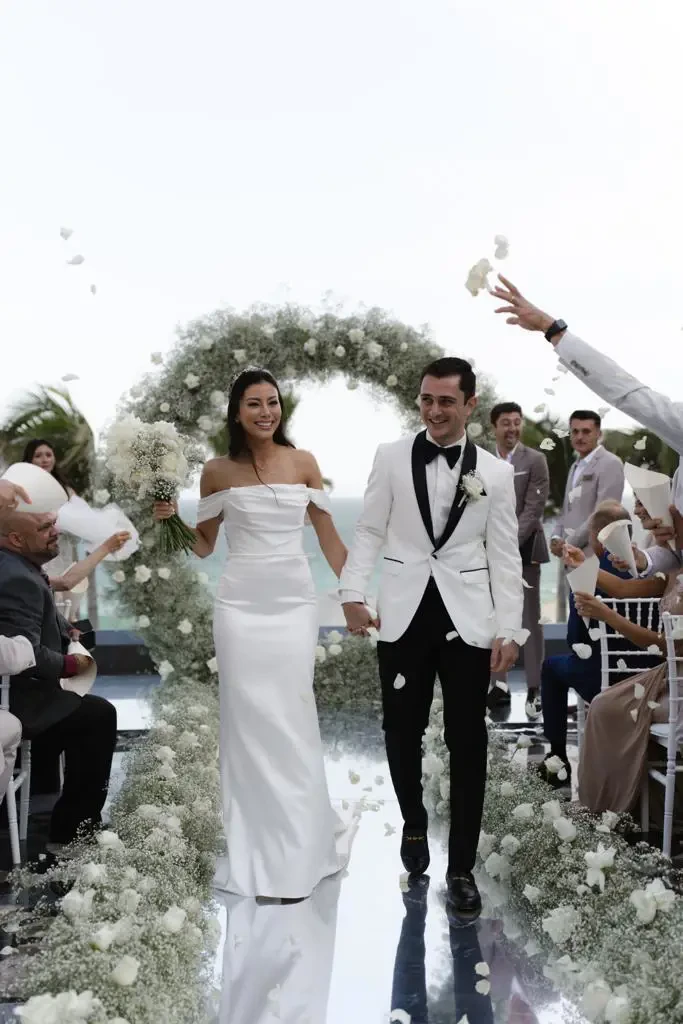 Gallery Image #slidesGrid17