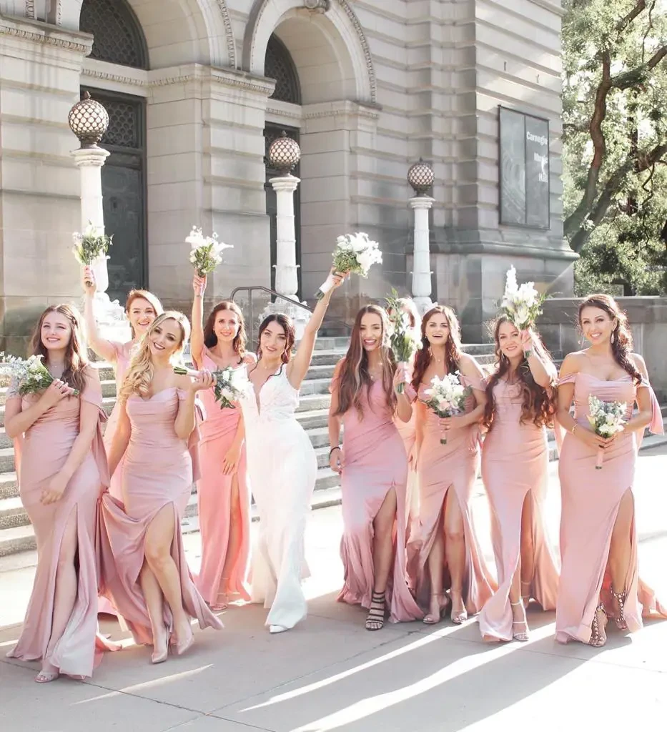 Gallery Image #slidesGrid52