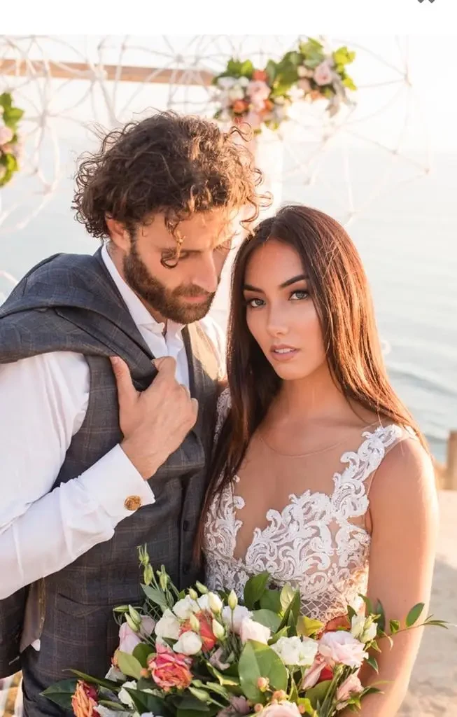 Gallery Image #slidesGrid11