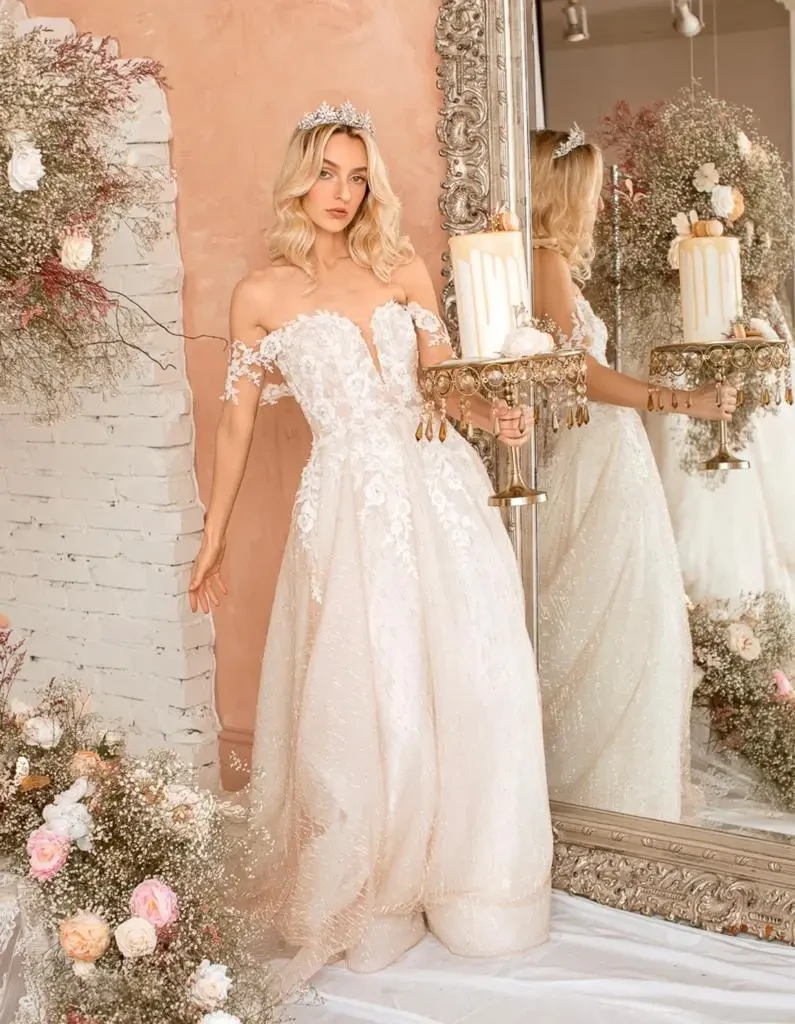 Gallery Image #slidesGrid206